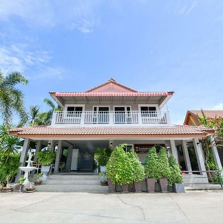 Oyo 245 Sweet Sense Jomtien Resort Pattaya Ngoại thất bức ảnh
