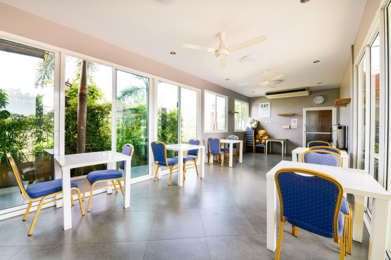 Oyo 245 Sweet Sense Jomtien Resort Pattaya Ngoại thất bức ảnh