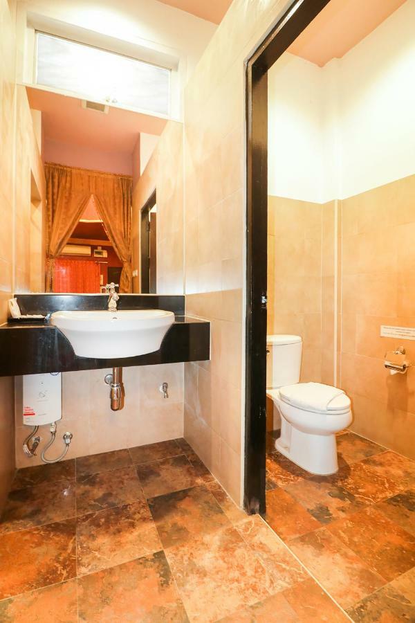 Oyo 245 Sweet Sense Jomtien Resort Pattaya Ngoại thất bức ảnh